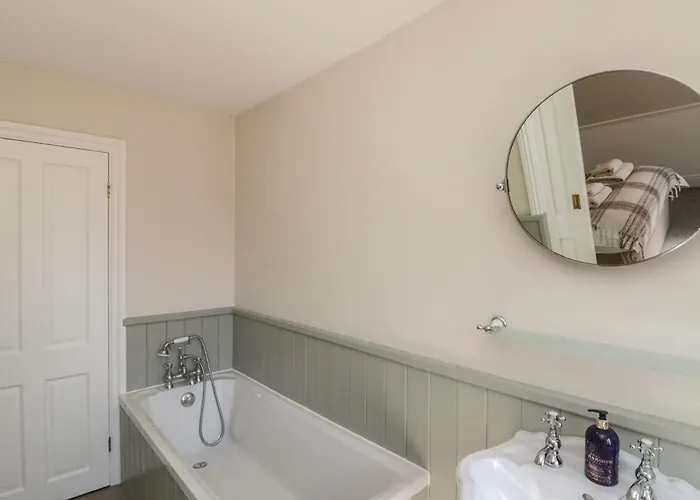 Beaconsfield 스카버러